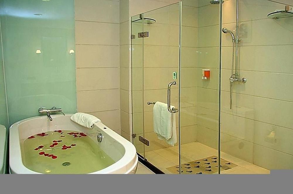 Qianjin Hotel - Čchang-čchun Exteriér fotografie