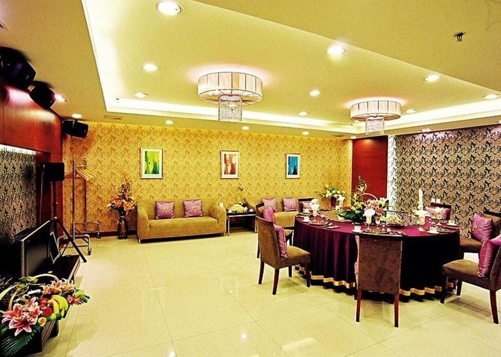 Qianjin Hotel - Čchang-čchun Exteriér fotografie